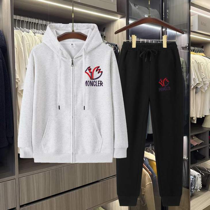 Picture of Moncler Sweater Suits _SKUMonclerM-4XL11Lr22341458
